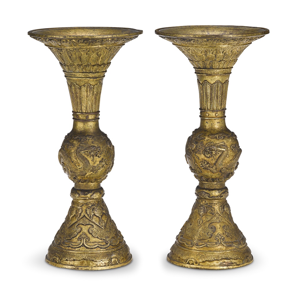 Chinese bronze beaker vases